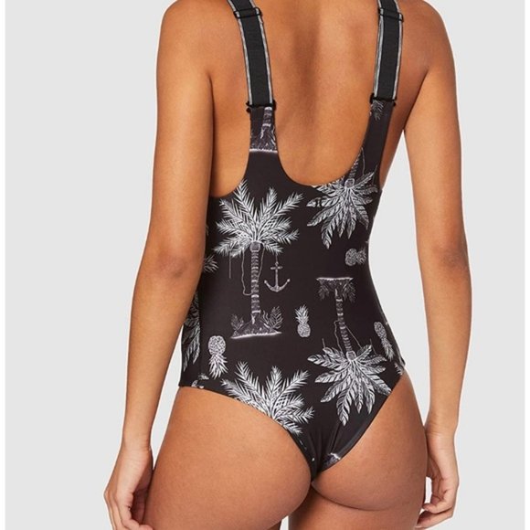 Hurley Quick Dry Asylum One Piece Bathing Suit - Picture 2 of 7